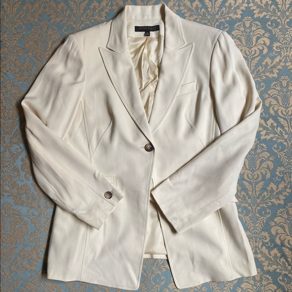 Anne Klein ivory coloured single breasted blazer